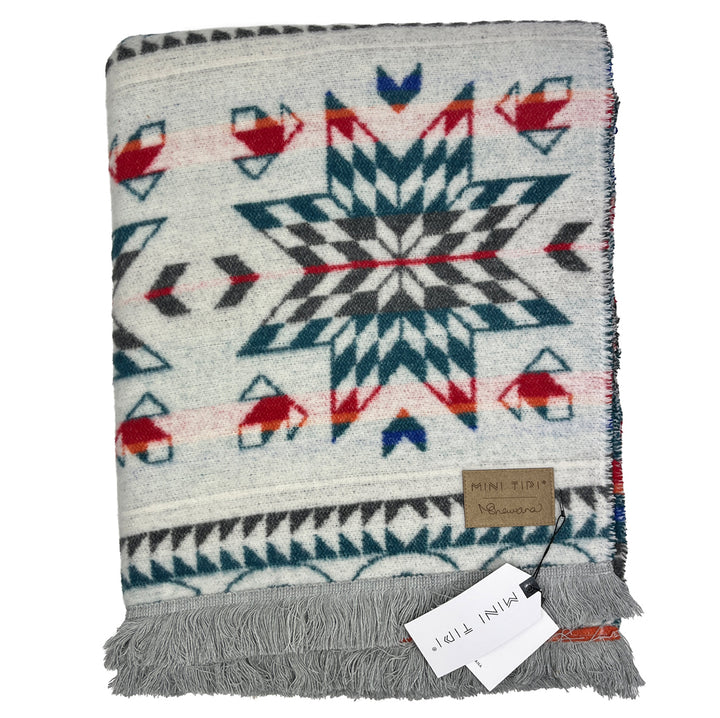 Nibi Reversible Blanket