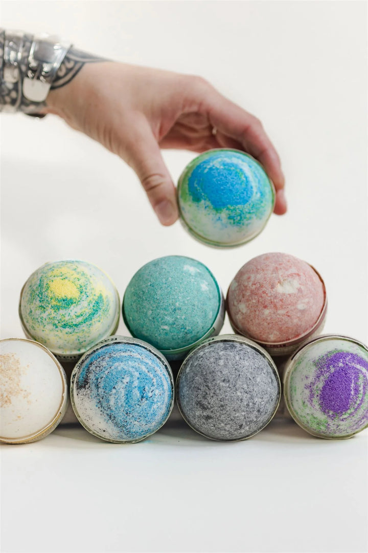 Fern Woman Bath Bomb | Juniper Fir + Balsam + Red Berries